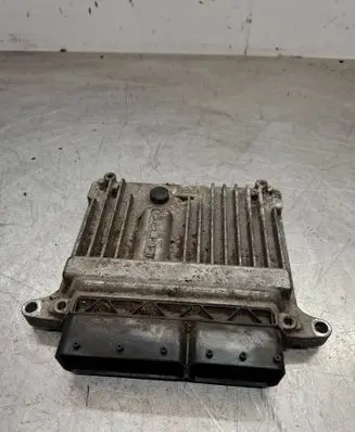 Mercedes-Benz E W211 Engine control unit/module A6461505572 28114675