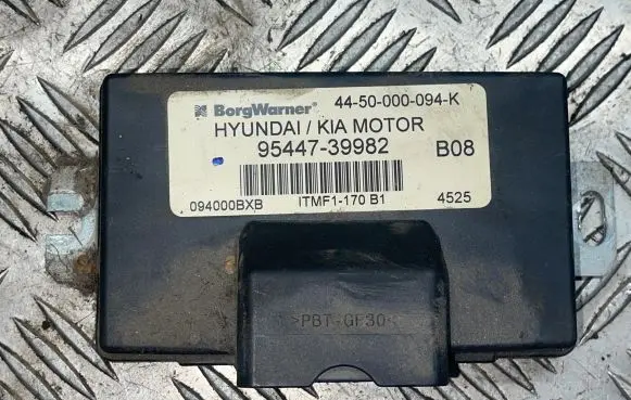 Hyundai Tucson JM Transfer box differential control unit 9544739982 4450000094K 094000BXB