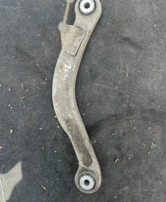 Mercedes-Benz C W204 Rear control arm 20407