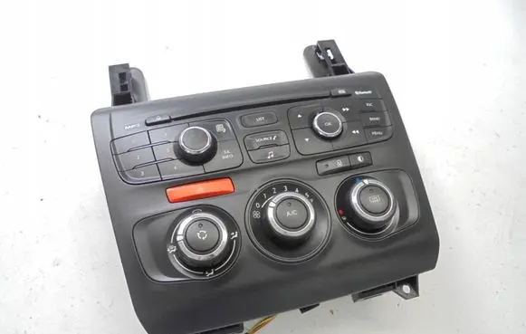 Citroen C4 II Head unit multimedia control 00030349 28291832 110913