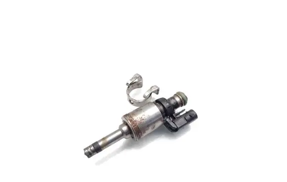 Ford Focus Fuel injector DM5G-9F593-AA