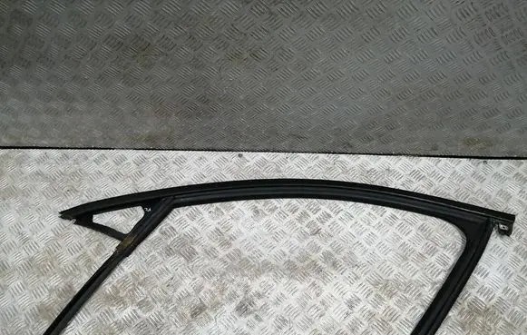Ford Focus Rubber seal front door window/glass JX7BA21511A