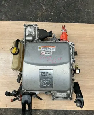 Toyota Prius (NHW20) Voltage converter inverter G920047111 QJ11WM090