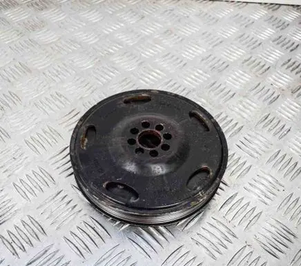 Audi A5 Sportback 8TA Crankshaft pulley 06E105251C