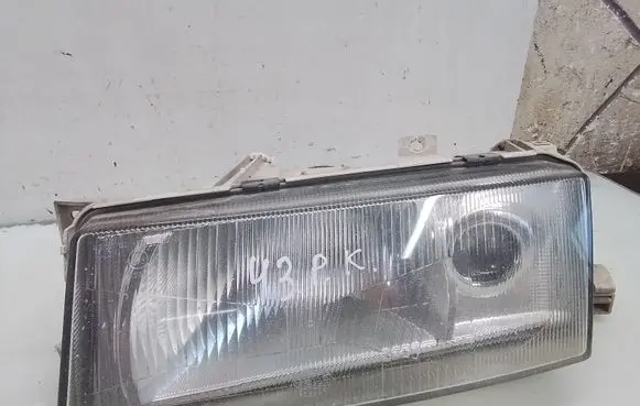 Skoda Octavia Mk1 (1U) Headlight/headlamp