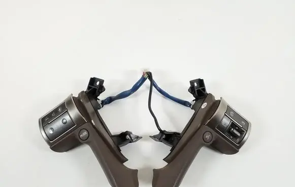 Lexus GX J150 Steering wheel buttons/switches 84250-60190