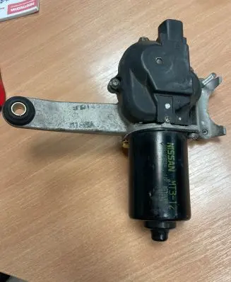 Nissan Murano Z51 Front wiper linkage and motor 288101AE0A A4499032