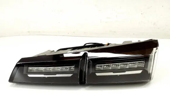 Peugeot 308 Tailgate rear/tail lights 9835300580