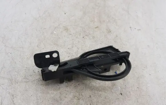 Cup holder front