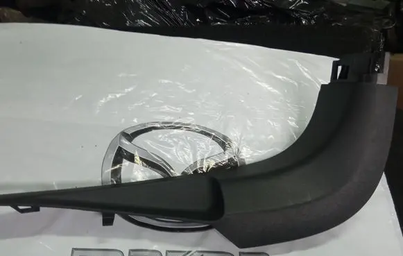 Citroen C5 Foot area side trim 9660982177
