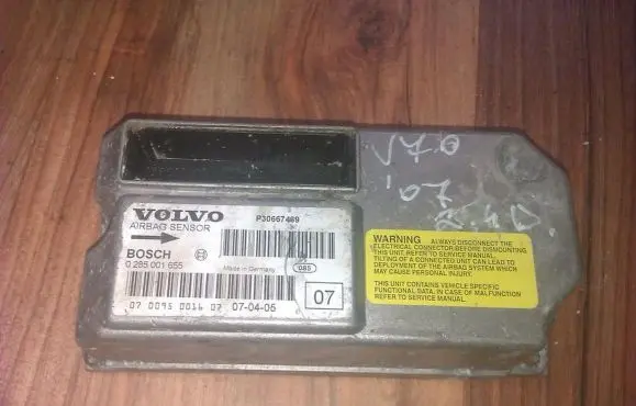 Volvo V70 Airbag control unit/module 0285001655 P30667469