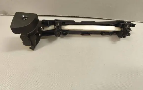 Mercedes-Benz E W211 Glove box lock 2116800184