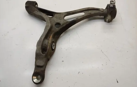 Mercedes-Benz ML W164 Front lower control arm/wishbone 000062367106