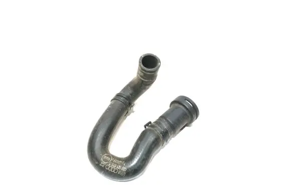 Audi A8 S8 D3 4E Engine coolant pipe/hose 4E0121076B