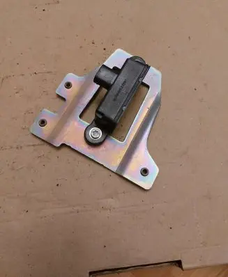 BMW 3 E90 E91 ESP acceleration yaw rate sensor 6778421 10170106373 CL78003ACX