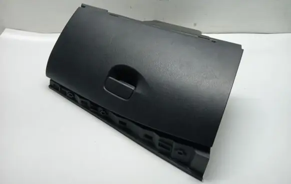 Renault Fluence Glove box 6810879151R