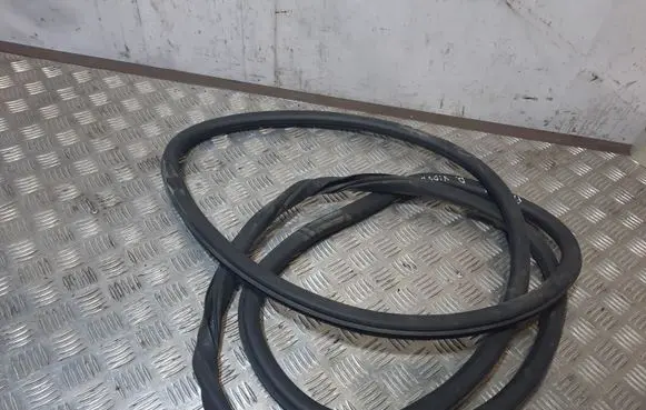 Chrysler Pacifica Sliding door rubber seal NERA