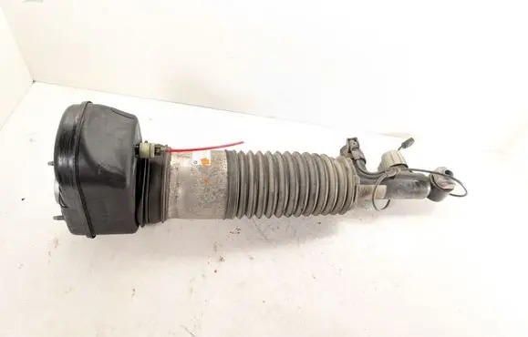 BMW 7 G70 Shock absorber/damper/air suspension 5A44647