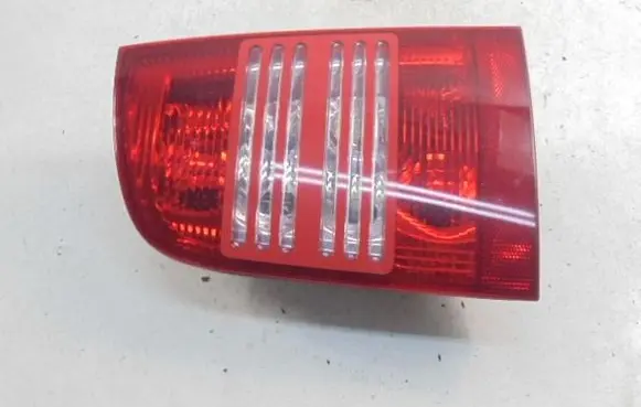Skoda Octavia Mk2 (1Z) Rear/tail lights 1U9945095B