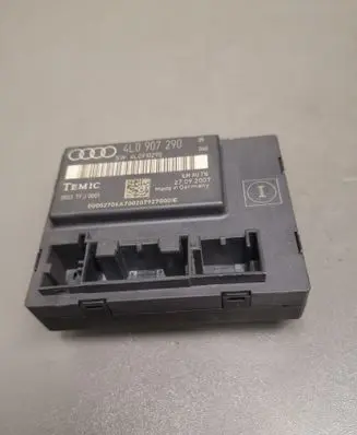 Audi Q7 4L Door control unit/module 4L0907290