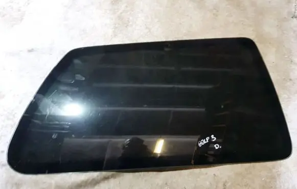 Volkswagen Golf III Rear side window