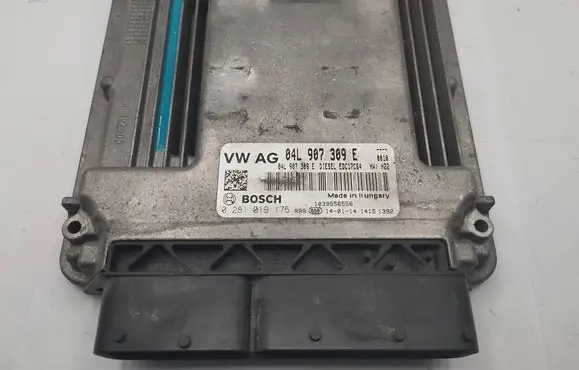 Skoda Octavia Mk3 (5E) Engine control unit/module 04L907309E 0281019175
