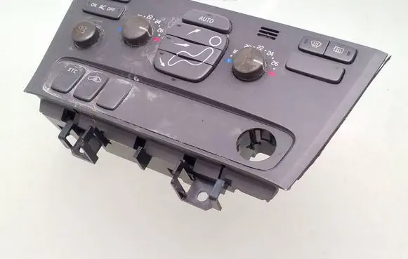 Volvo S60 Climate control unit 7923