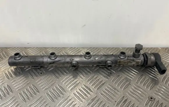 Audi A8 S8 D3 4E Fuel main line pipe 057130090L 057130764F