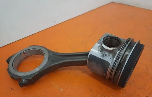 Audi Q7 4L Piston 083100