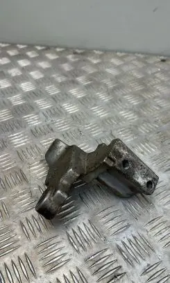 Volvo S60 Engine mounting bracket 31293542