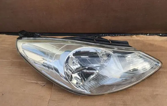 Hyundai i10 Headlight/headlamp 92102OXO