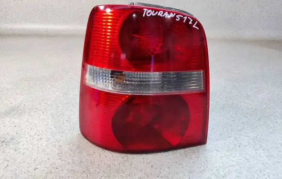 Volkswagen Touran I Rear/tail lights 1t0945095c