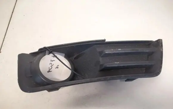 Ford Focus C-MAX Front bumper lower grill 3m51r19952ad 3m51-r19952-ad