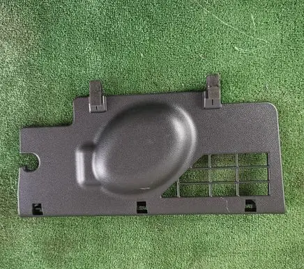 Dashboard lower bottom trim panel