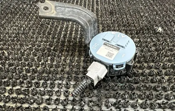 Honda Jazz Horn signal 0689005100