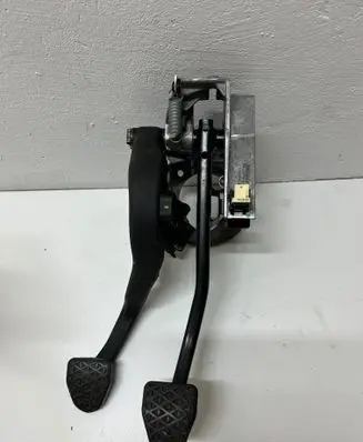 BMW 1 F20 F21 Pedal assembly 6762250 6787111