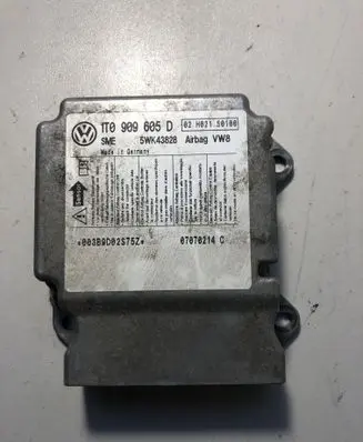 Volkswagen Touran I Airbag control unit/module 1T0909605D