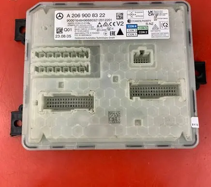 Mercedes-Benz C W206 Central body control module A2069008322