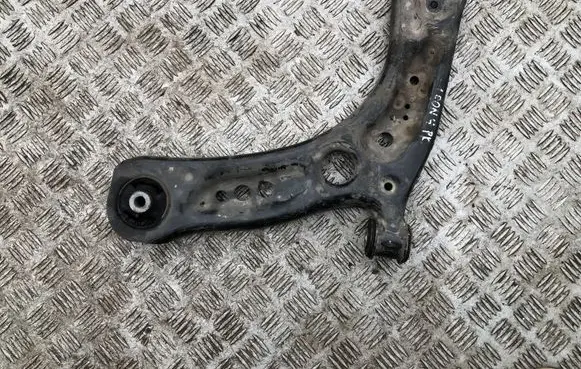 Seat Leon (5F) Front lower control arm/wishbone 5Q0407151T