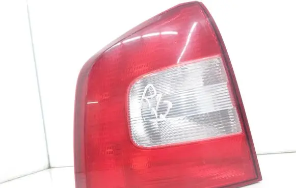 Skoda Octavia Mk2 (1Z) Rear/tail lights 1Z9945095A
