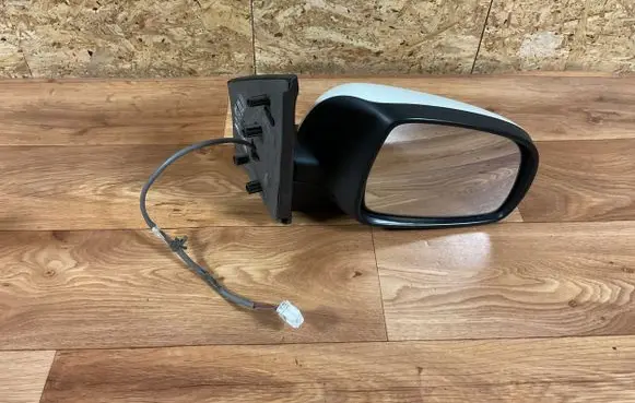 Nissan Note (E11) Front door electric wing mirror E20205021