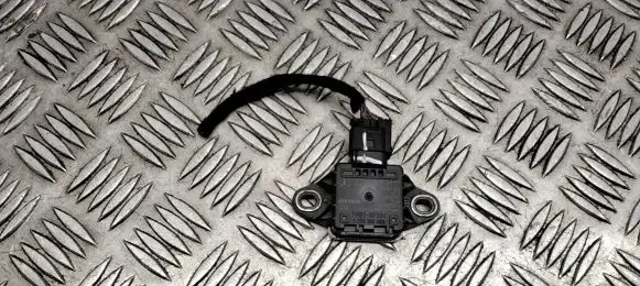 Mercedes-Benz E W212 ESP acceleration yaw rate sensor A0009059101