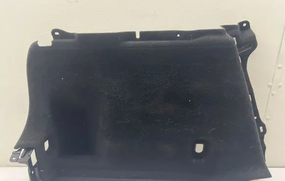 Trunk/boot side trim panel