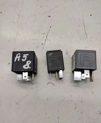 Audi A5 8T 8F Other relay 8K0951253 7M0951253C 7M0951253