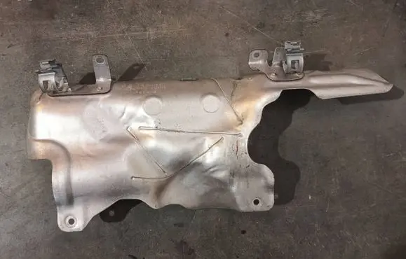 Mercedes-Benz GL X166 Heat shield in engine bay A2780944820