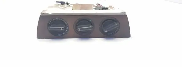 Audi A6 S6 C4 4A Climate control unit
