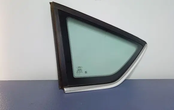 Ford Grand C-MAX Rear side window