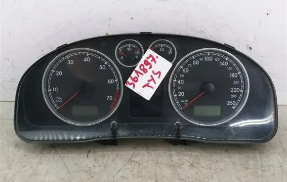 Volkswagen PASSAT B5.5 Speedometer (instrument cluster) 3B0920829AX