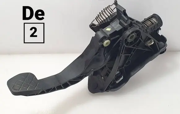 Skoda Octavia Mk3 (5E) Clutch pedal 5Q1721059GF 230916 ME1VV2V