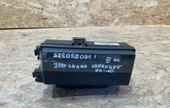 Jeep Grand Cherokee (WK) Other control units/modules P04692024AK S2505Z021-I 04692114AC